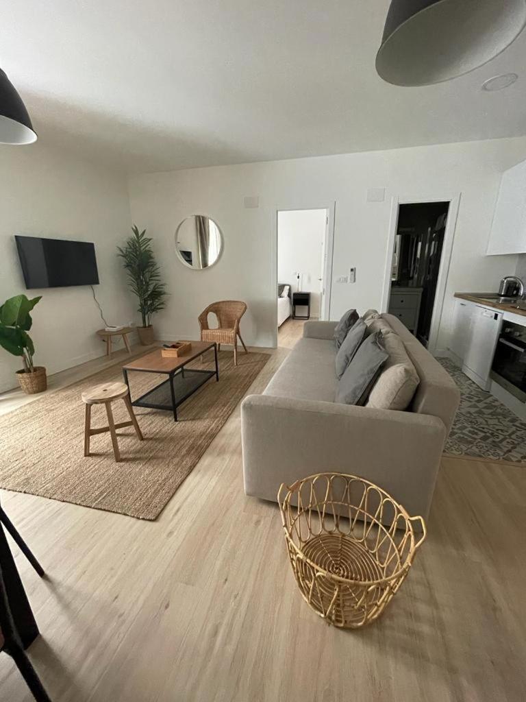 Cozy&New Apartment Para 6Pax En La Plaza De Tirso - Madrid E1 Exterior photo