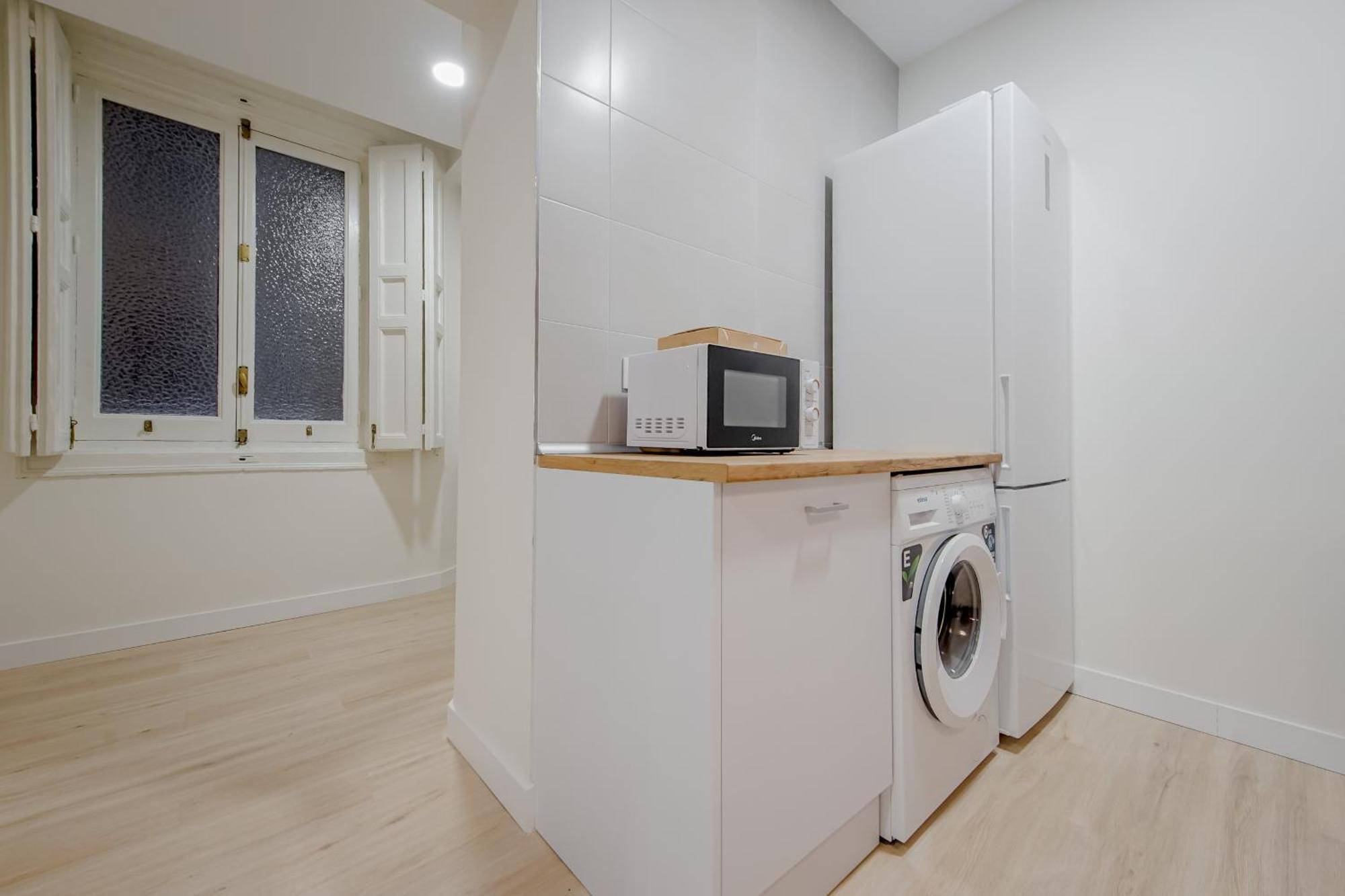 Cozy&New Apartment Para 6Pax En La Plaza De Tirso - Madrid E1 Exterior photo